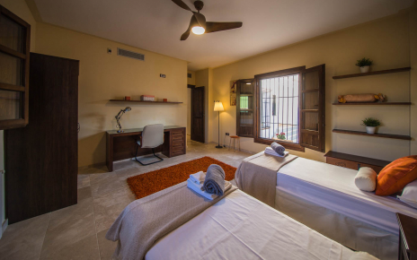 Twin bedded room in Casita annexe